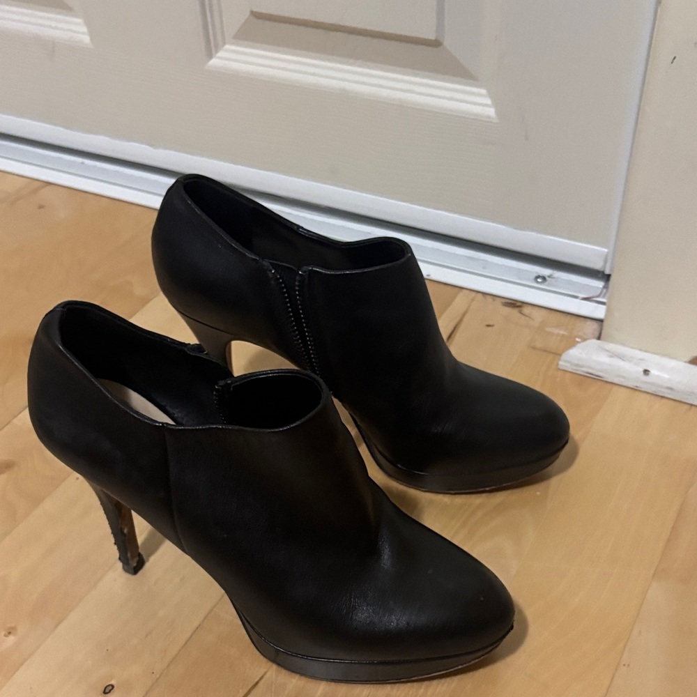 Vince Camuto Black Heeled Boots